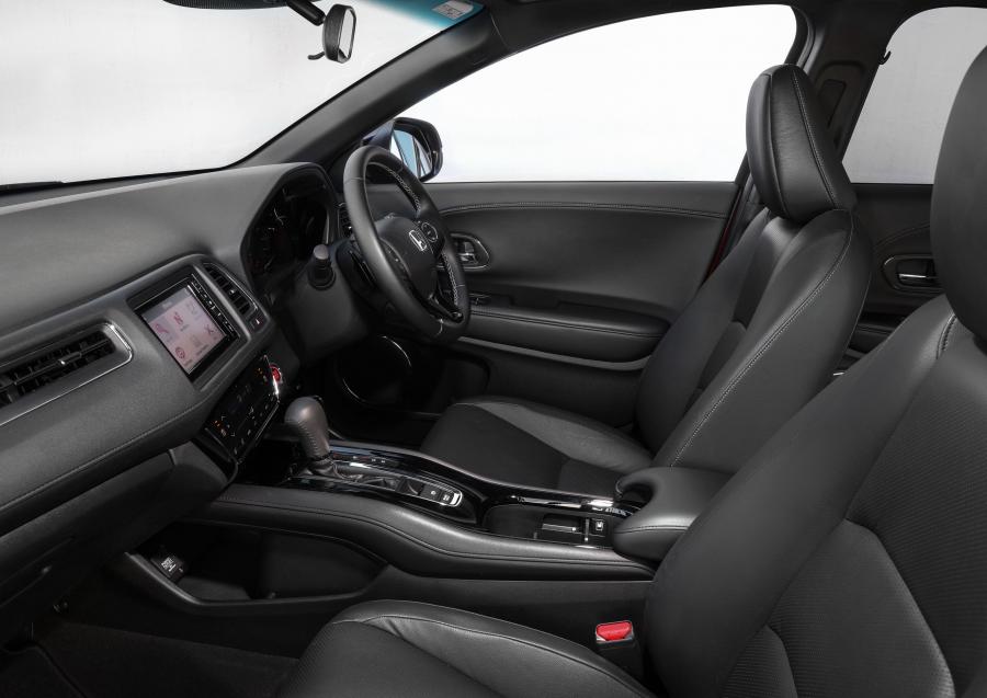 Интерьер Honda HR-V RS 2018 года  (AU) (фото 31 из 38)